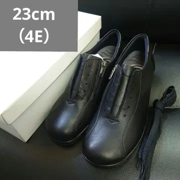 226 [새상품] 23cm (4E) 고급 스니커즈 펌프스