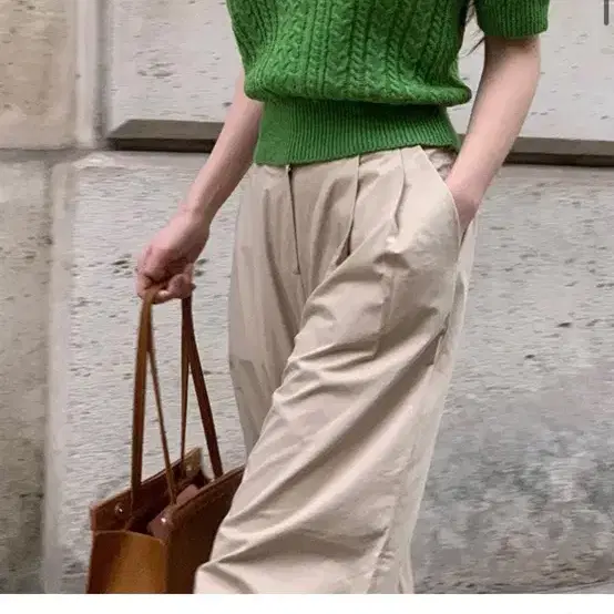 Young &amp; Rich Puff Short Sleeve Knit