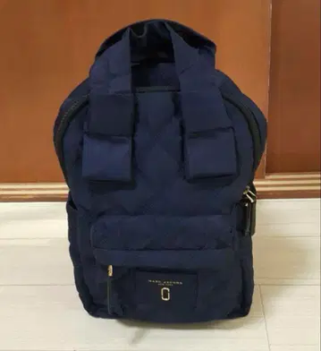 무료배송 MARC JACOBS 네이비 퀼팅 백팩