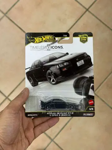 HotWheels Nissan GT-R V-Spec chase car