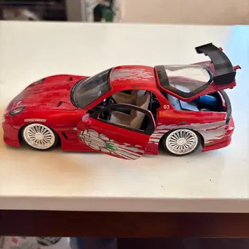 JadaTOYS 1/24 마쓰다 RX-7 베일사이드 와일드 스피드 사양