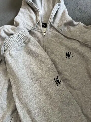 WOOALONG 우알롱 후드티 셋업
