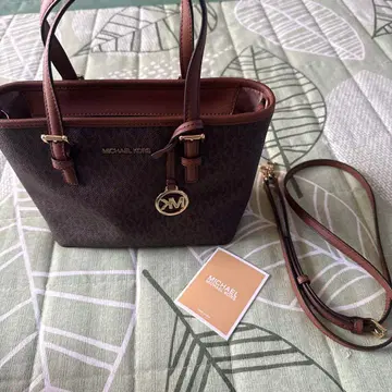 MICHAEL KORS 브라운 토트백
