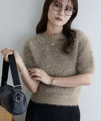 discoat 페더얀 반팔 풀오버 모카