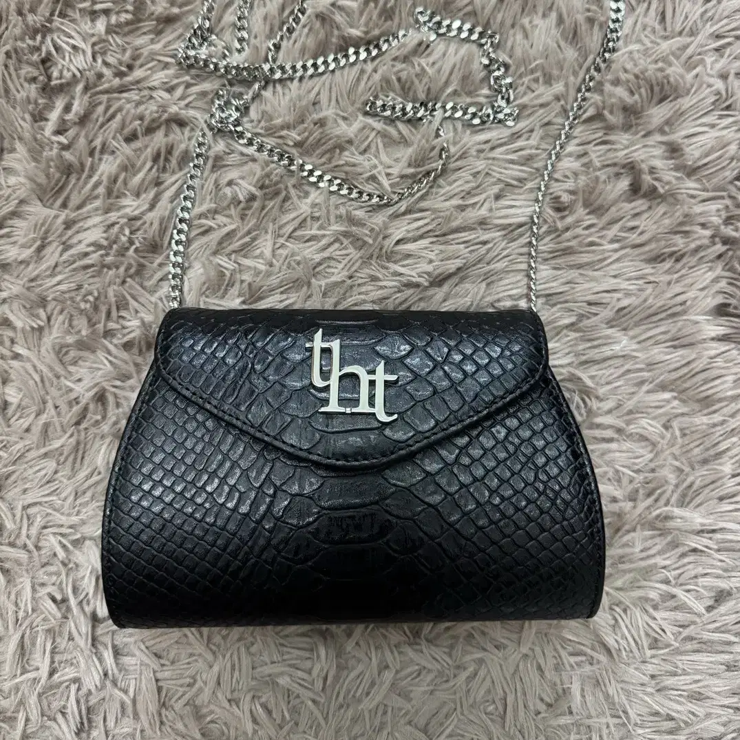 THREETIMES | 쓰리타임즈 Threetimes Mini Moon Bag New Product