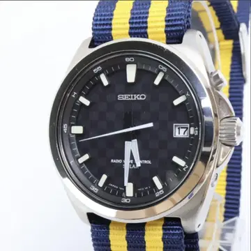 새상품급 SEIKO 스피릿 블랙 다이얼 전파 솔라 손목시계