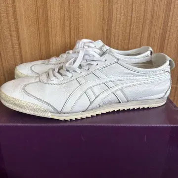 오니츠카타이거 멕시코66 화이트