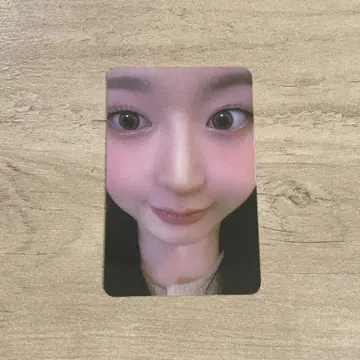 NMIXX 헤원 MMT 클로즈업 트레이딩 카드