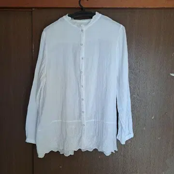 화이트 레이스 긴팔 셔츠