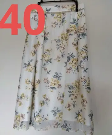새상품급 꽃무늬 스커트 Size40
