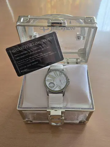 Disney x SWAROVSKI 손목시계 화이트