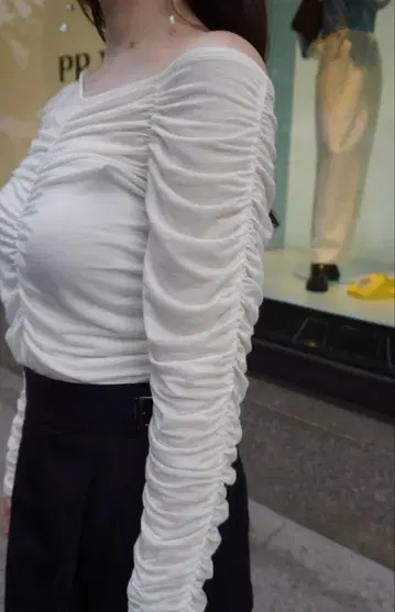 heyon 헤 whip 니트 새상품, 택 포함