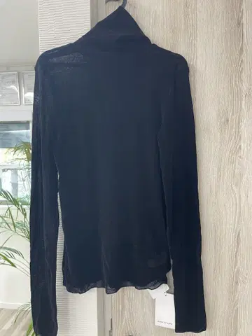 블랙 터틀넥 M 100% 폴리에스테르