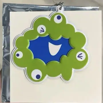 미야쿠미야쿠 leminofes 캔뱃지 홀더