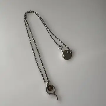 leather & silver moto 목걸이