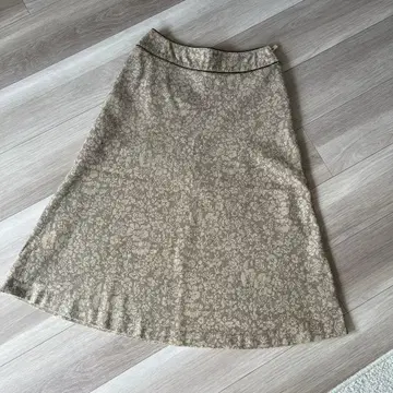 울 닥스 DAKS 스커트 9호 레이스 패턴