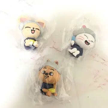 스키즈 SKZOO 사우나 피규어 가챠가챠 현진 한 아이엔