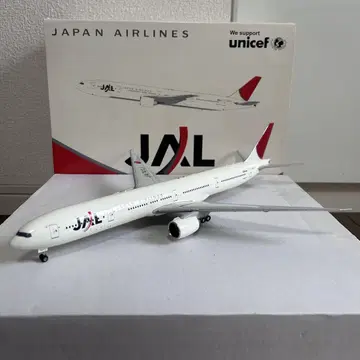 일본항공 보잉 777-300ER JA741J 아크 도색