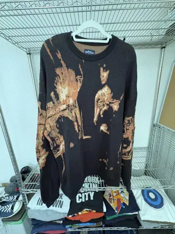 Hip The Script XL 아트 프린트 맨투맨