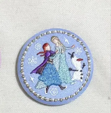 Disney Characters 디즈니 자수 캔뱃지 비스킷