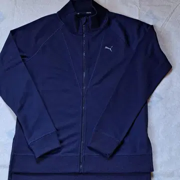 새상품급 PUMA 네이비 저지 L 사이즈 한정품