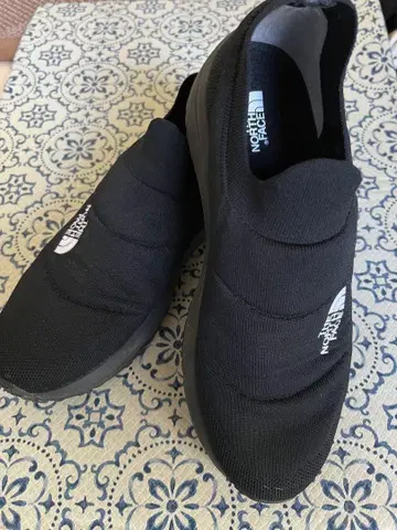THE NORTH FACE 블랙 슬립온