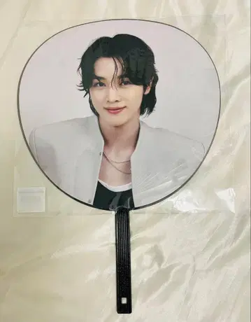 RIIZE BIG 부채 (성찬)