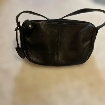 WAKO 블랙 가죽 핸드백