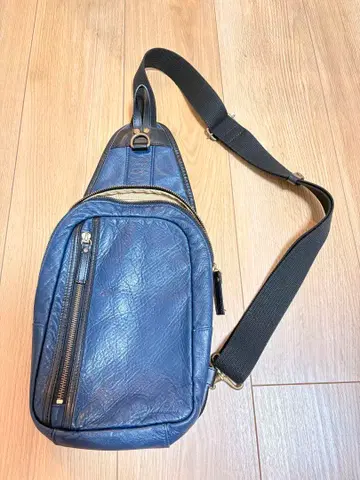 토요오카 가방 바디백 네이비