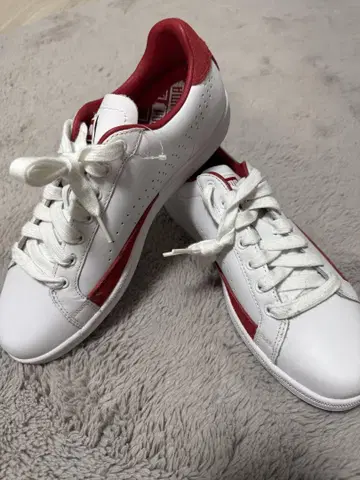 PUMA MATCH 화이트/레드 스니커즈