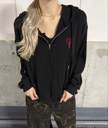 sedacle 슬라브 지퍼 후드티 M 사이즈
