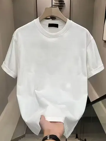 화이트 심플 T셔츠