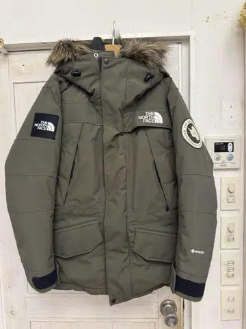 THE NORTH FACE 다운 자켓 올리브