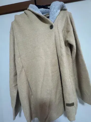 DOG DEPT 후드 부착 베이지 자켓
