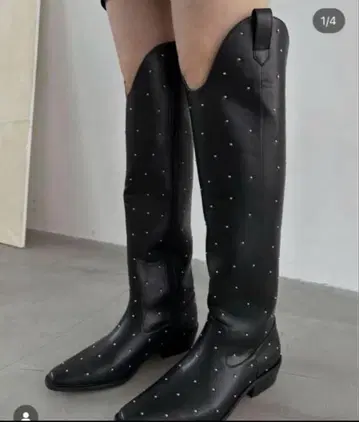 WESTERN STUDS LONG BOOTS