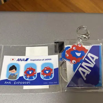 ANA 미야쿠미야쿠 콜라보 아크릴 키링