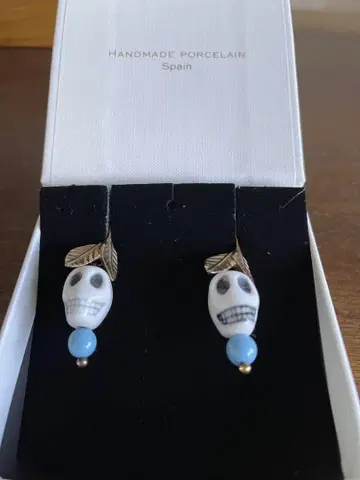 리야드로 프리다 카를로스컬 귀걸이