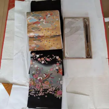 블랙 전통 예복 기모노 꽃무늬 실크 소재 오비 포함