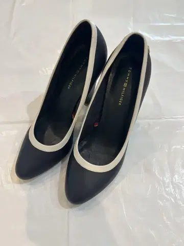 TOMMY HILFIGER 타미힐피거 펌프스 다크 네이비 24cm