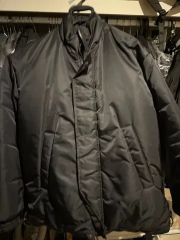 Y-3 블랙 다운 자켓