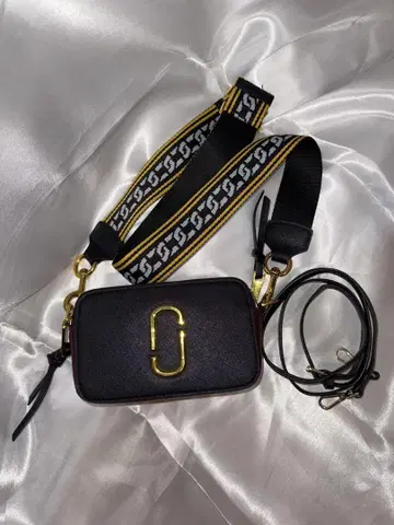 숄더백 블랙/레드 합성피