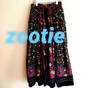 zoetie 플레어 스커트 꽃무늬 블랙 면 100%