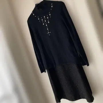 블랙 비즈 장식 니트 셋업