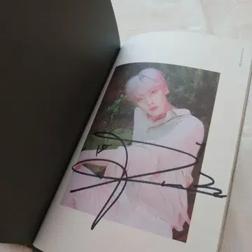 ASTRO 아스트로 윤산하 YOONSANHA 친필 사인