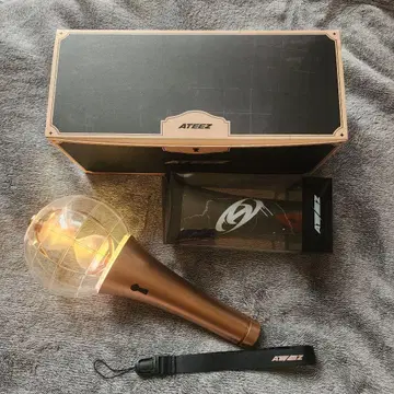 ATEEZ 응원봉 응원봉 커버 포함