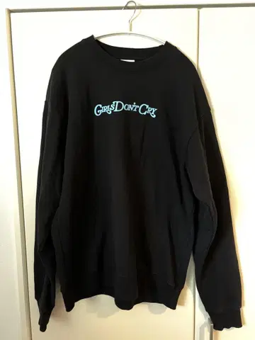 GIRLS DON'T CRY ANGEL LOGO CREWNECK