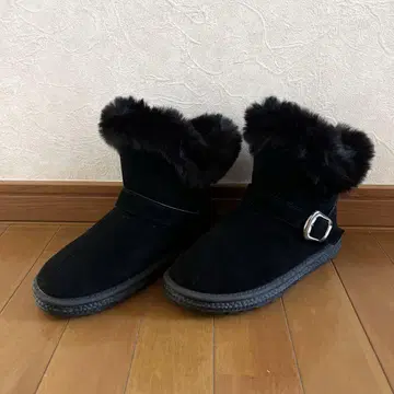 [새상품급] 퍼 달린 스웨이드 숏부츠 블랙