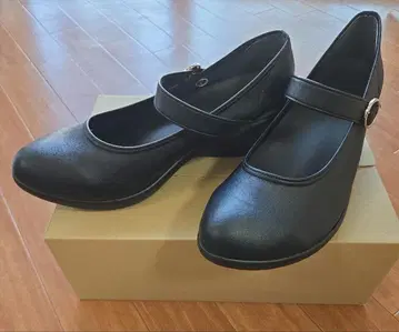 새상품 Regatta 리게타 여성용 펌프스 26~26.5cm 일본제