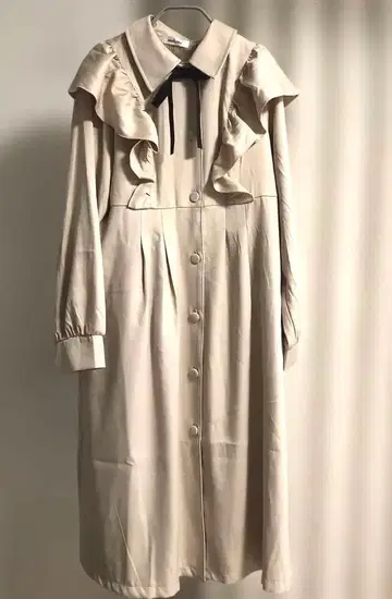 새상품 시마무라 x maki 플레어 롱 코트 M 사이즈 베이지