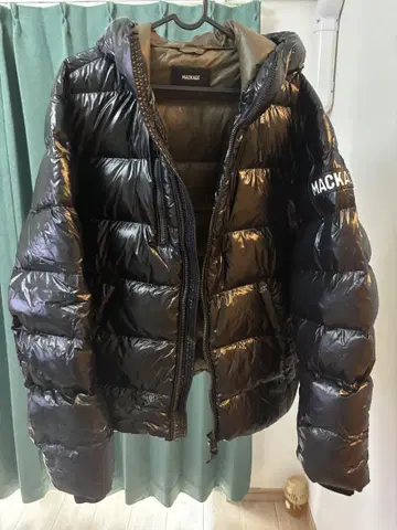 MACKAGE 블랙 다운 자켓 후드 부착